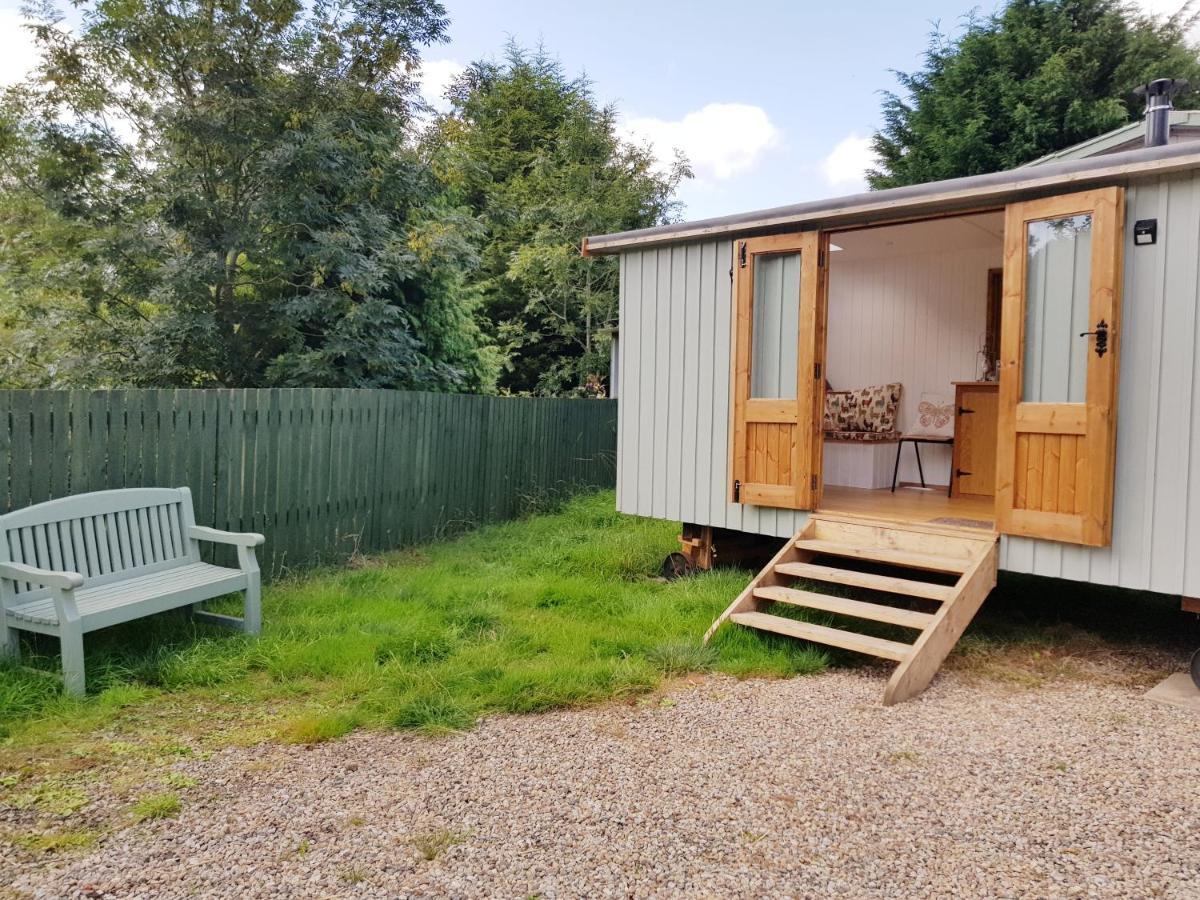 The Llama Hut Kirklevington Luaran gambar